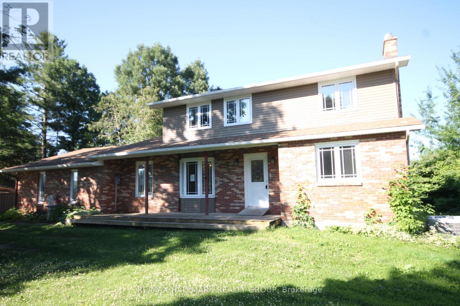1844 River Rd, Ottawa, ON K4M 1B4