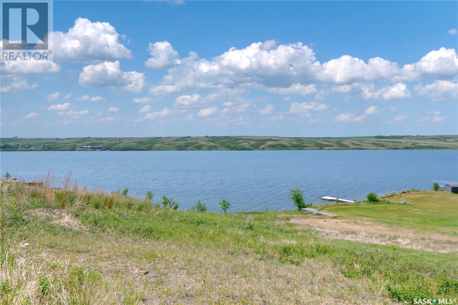 13 Sunset Blvd, North Grove, SK S0G 1P0