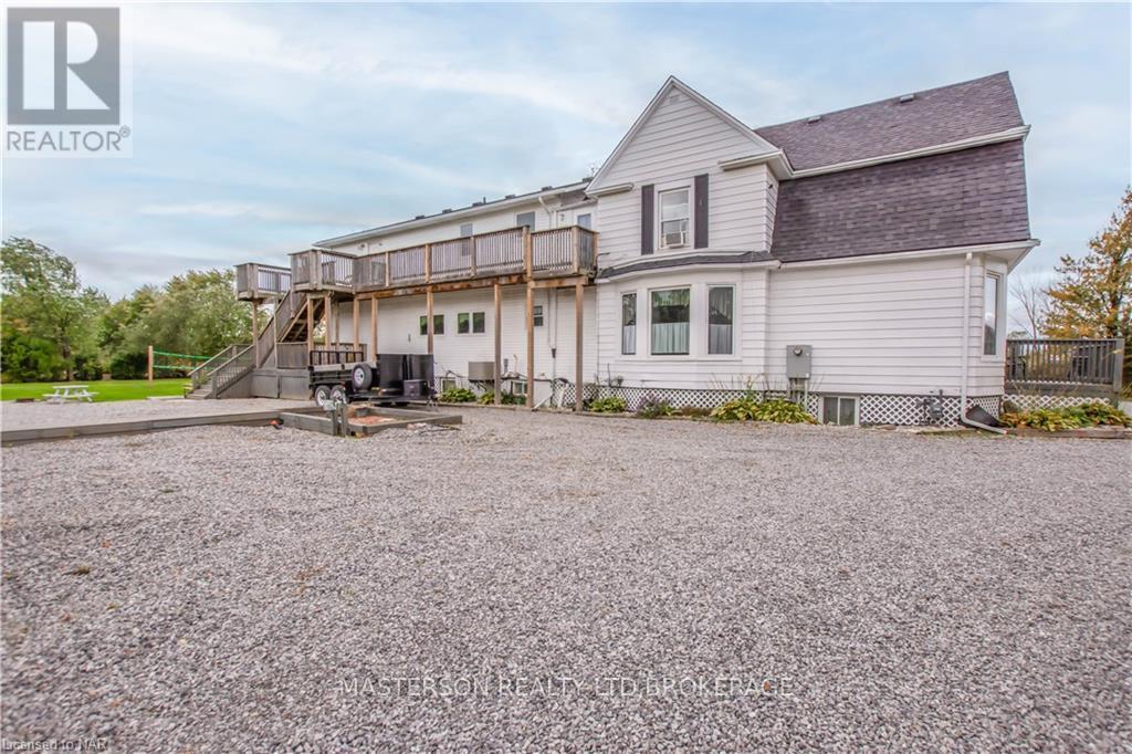 9268 Lundys Ln, Niagara Falls, ON L2H 0T5