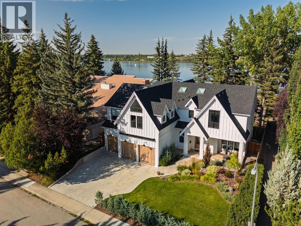 2004 Bay Shore Rd SW, Calgary, AB T2V 3M1