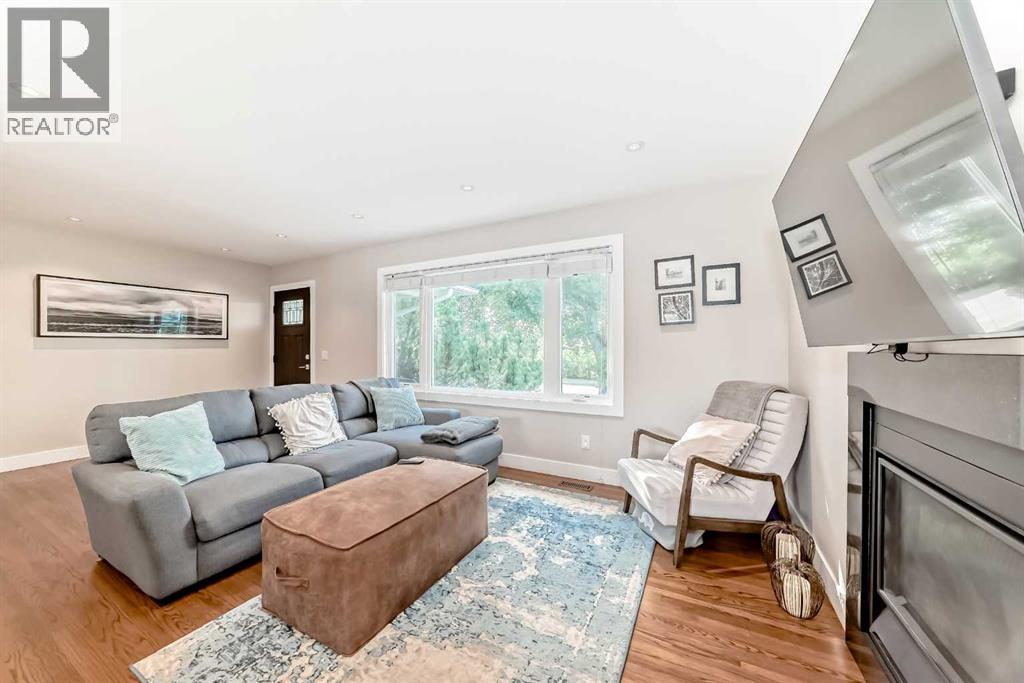 32 Avenue Sw Unit 2712, Calgary, AB T2E 0W2