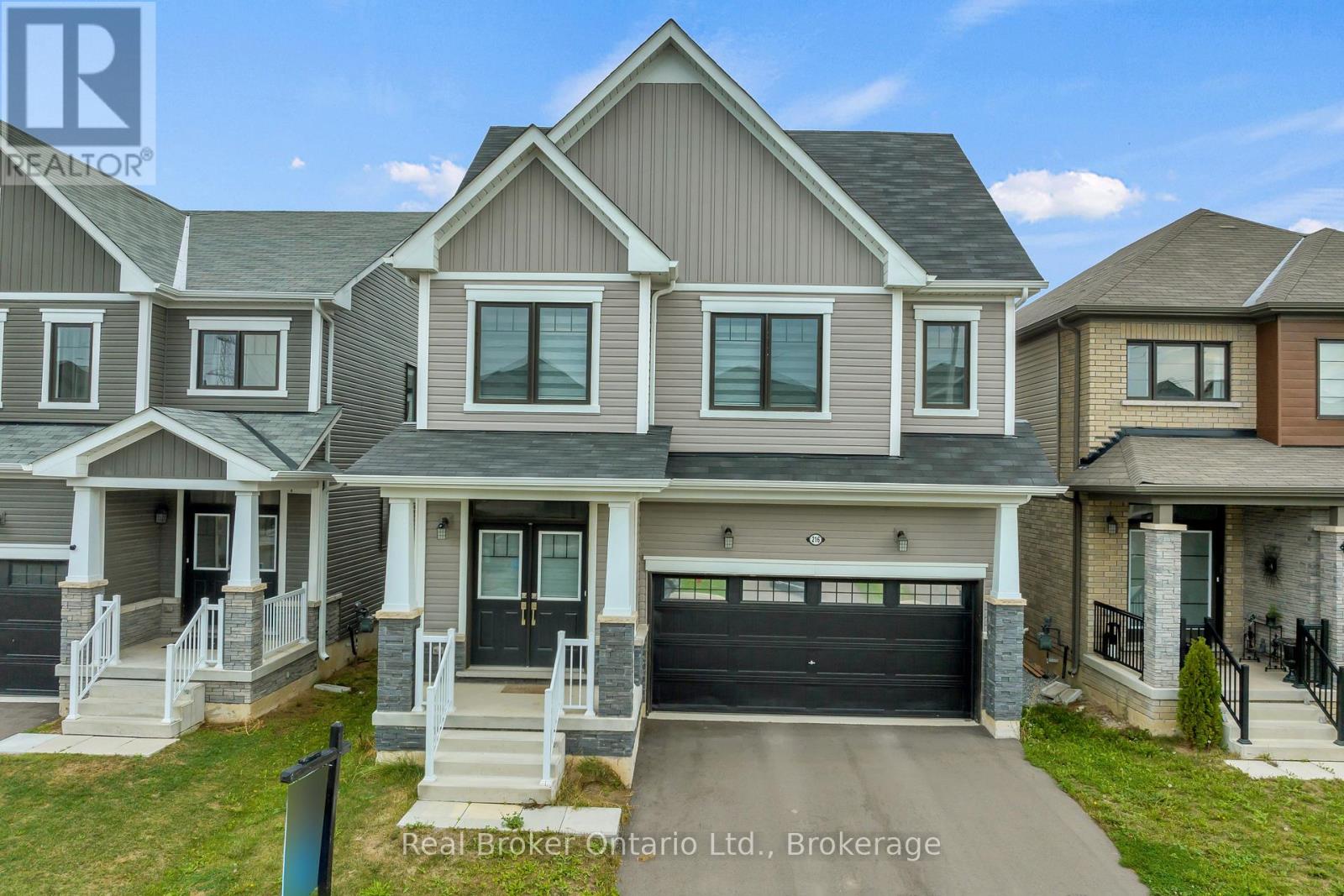 216 Vanilla Trl, Thorold, ON L2V 0L3