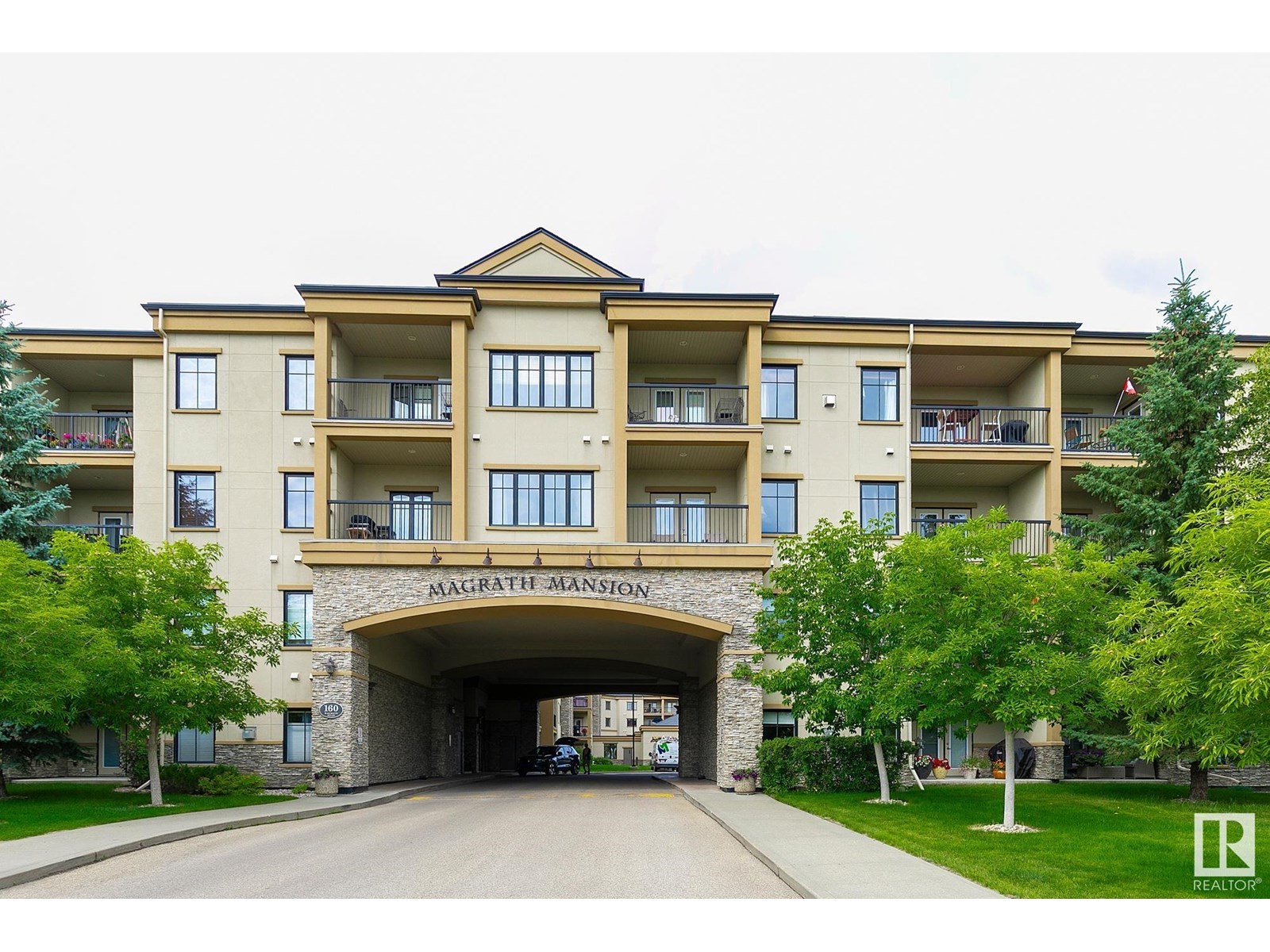 160 Magrath Road Northwest #340, Edmonton, AB T6R 3T7