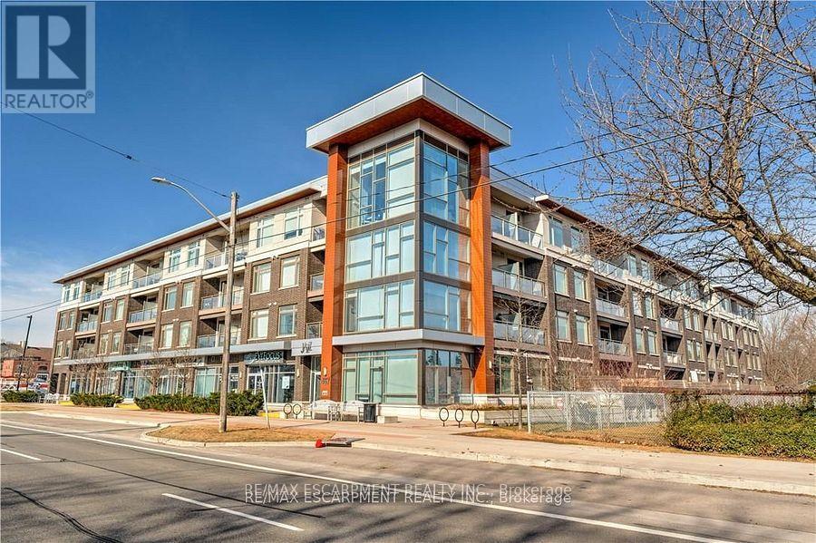 110 457 Plains Rd E, Burlington, ON L7T 0B8