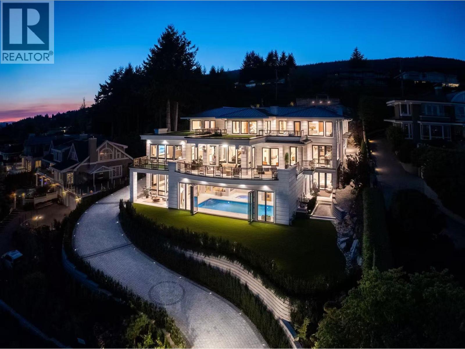 835 Farmleigh Rd, West Vancouver, BC V7S 1Z8