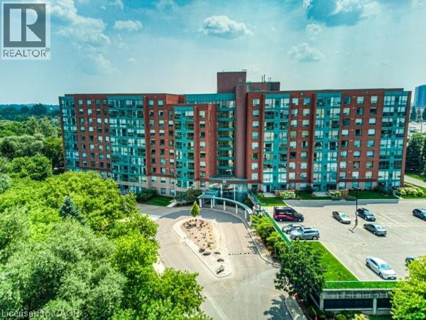 55 Blue Springs Drive Unit 512, Waterloo, ON N2J 4T3