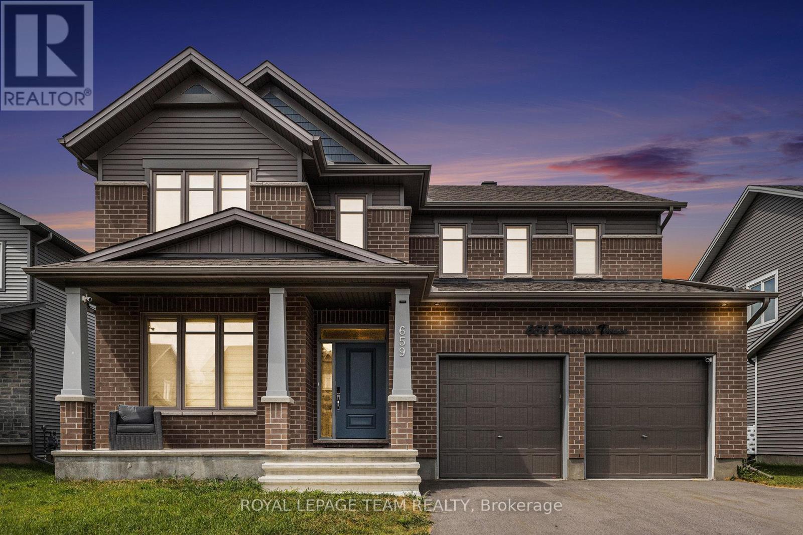 659 Parkview Ter, Russell, ON K4R 0C7
