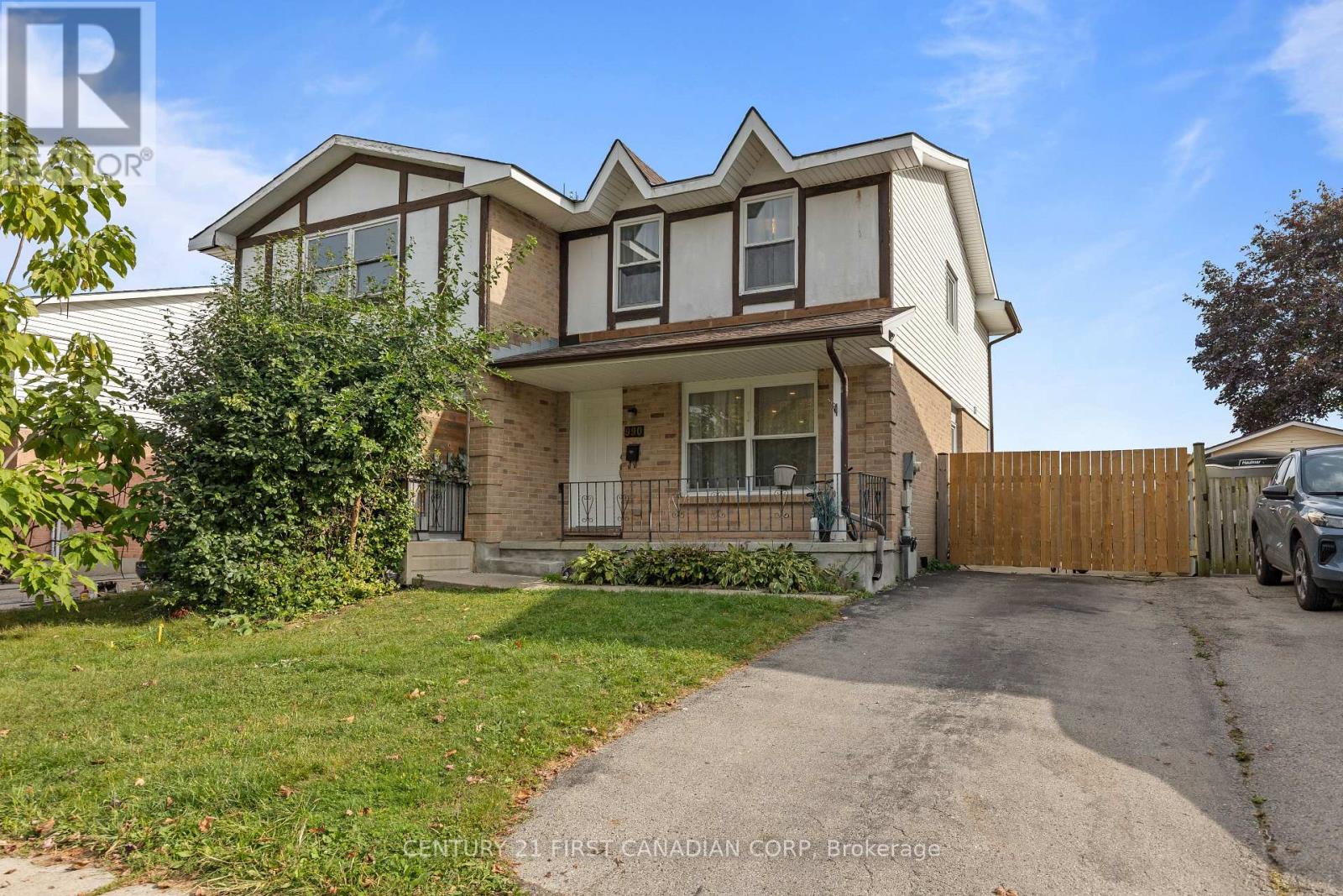 990 Lawson Rd, London, ON N6G 3M2