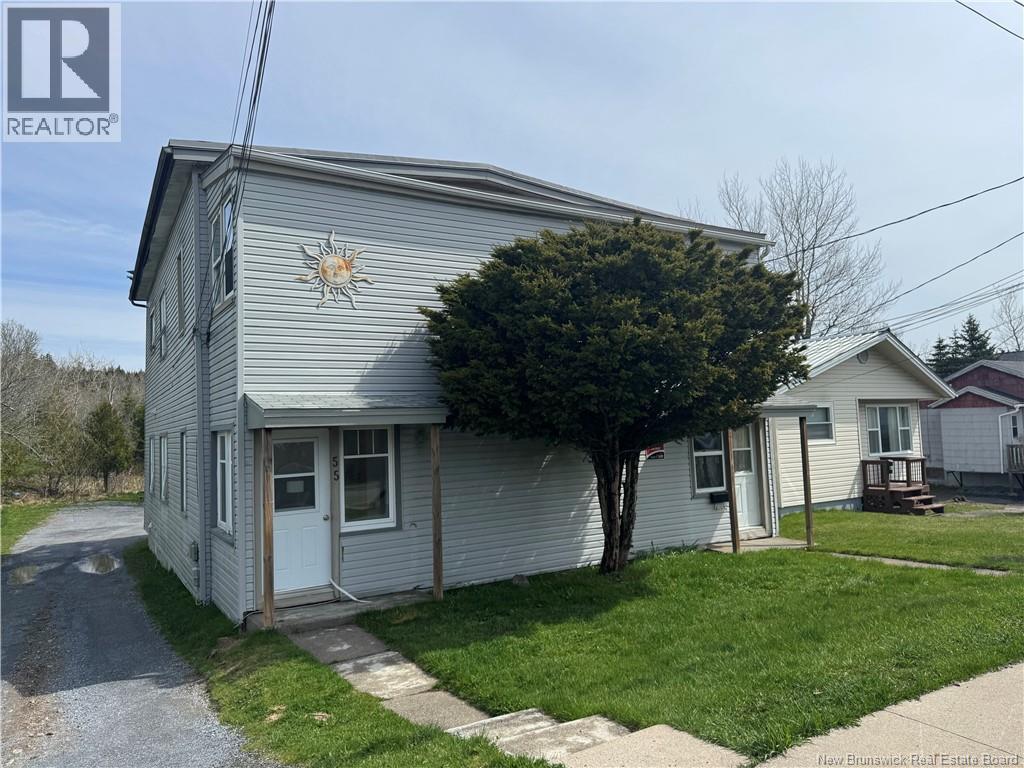 55-57 Broadway Ave, Saint John, NB E2H 1Z9