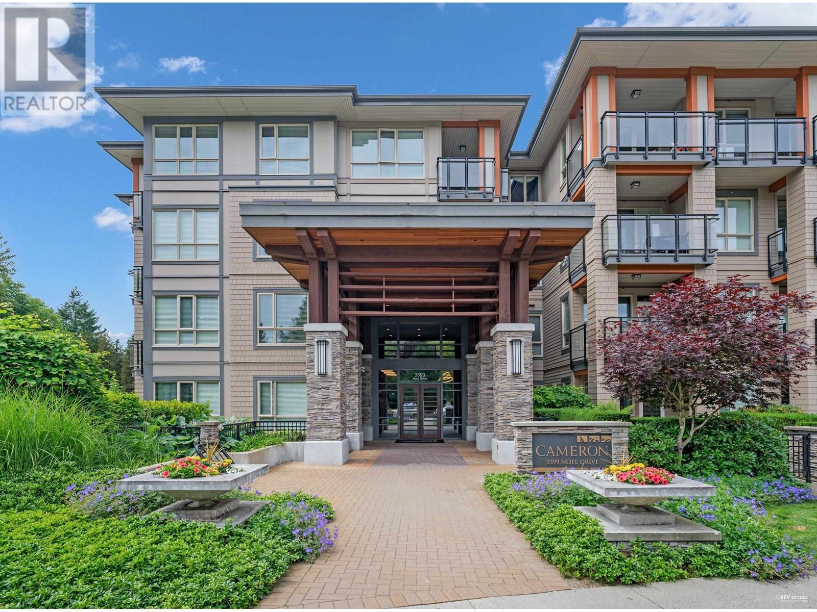 3399 Noel Drive Unit 201, Burnaby, BC V3J 0G8