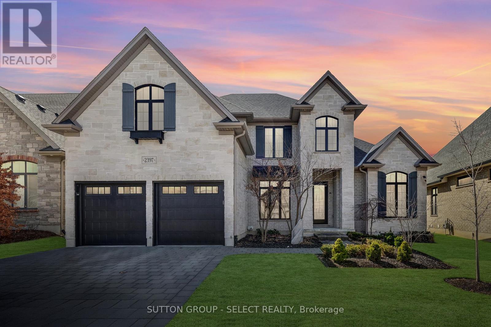 2397 Meadowlands Way, London, ON N6G 5L8