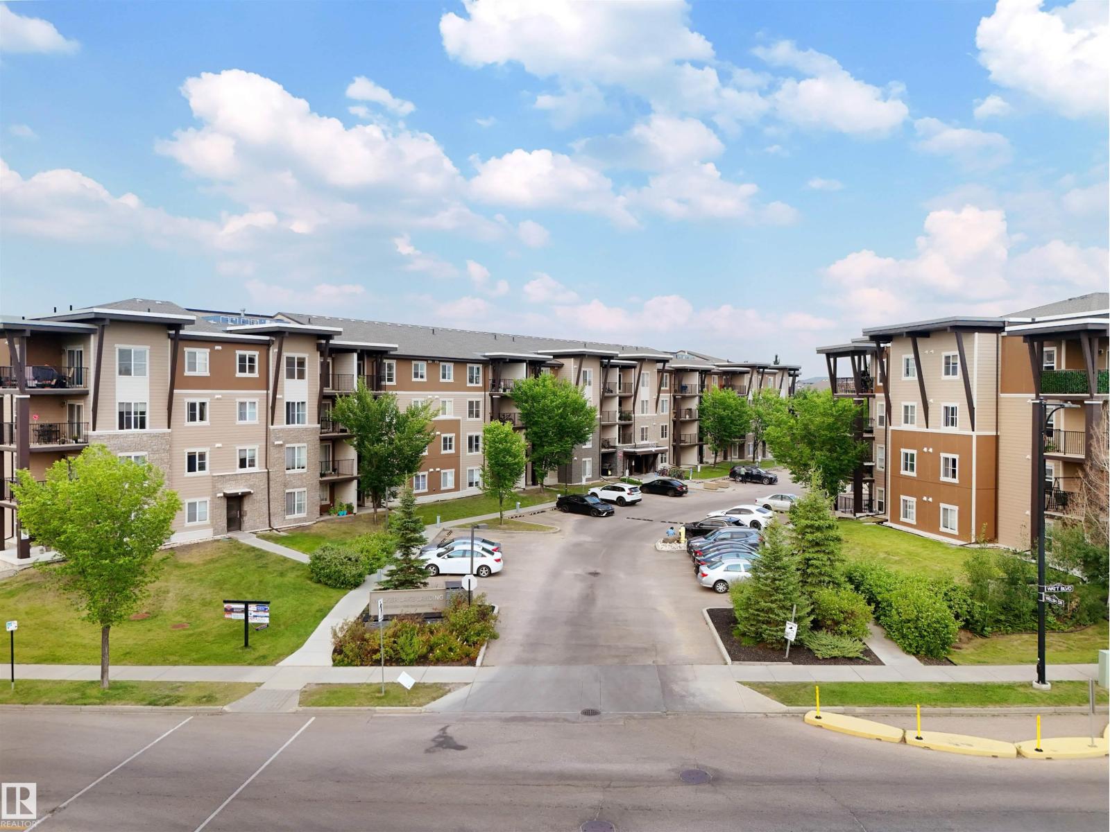530 Watt Boulevard Southwest #118, Edmonton, AB T6X 1P7