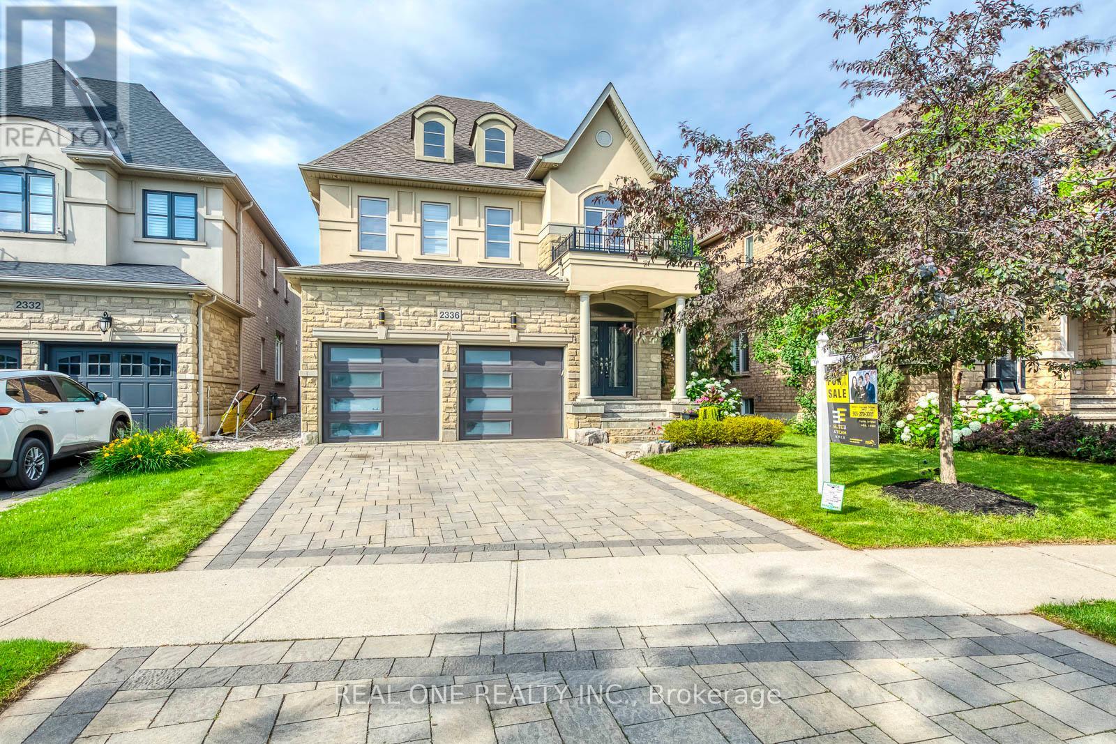 2336 Thruxton Dr, Oakville, ON L6H 0C5