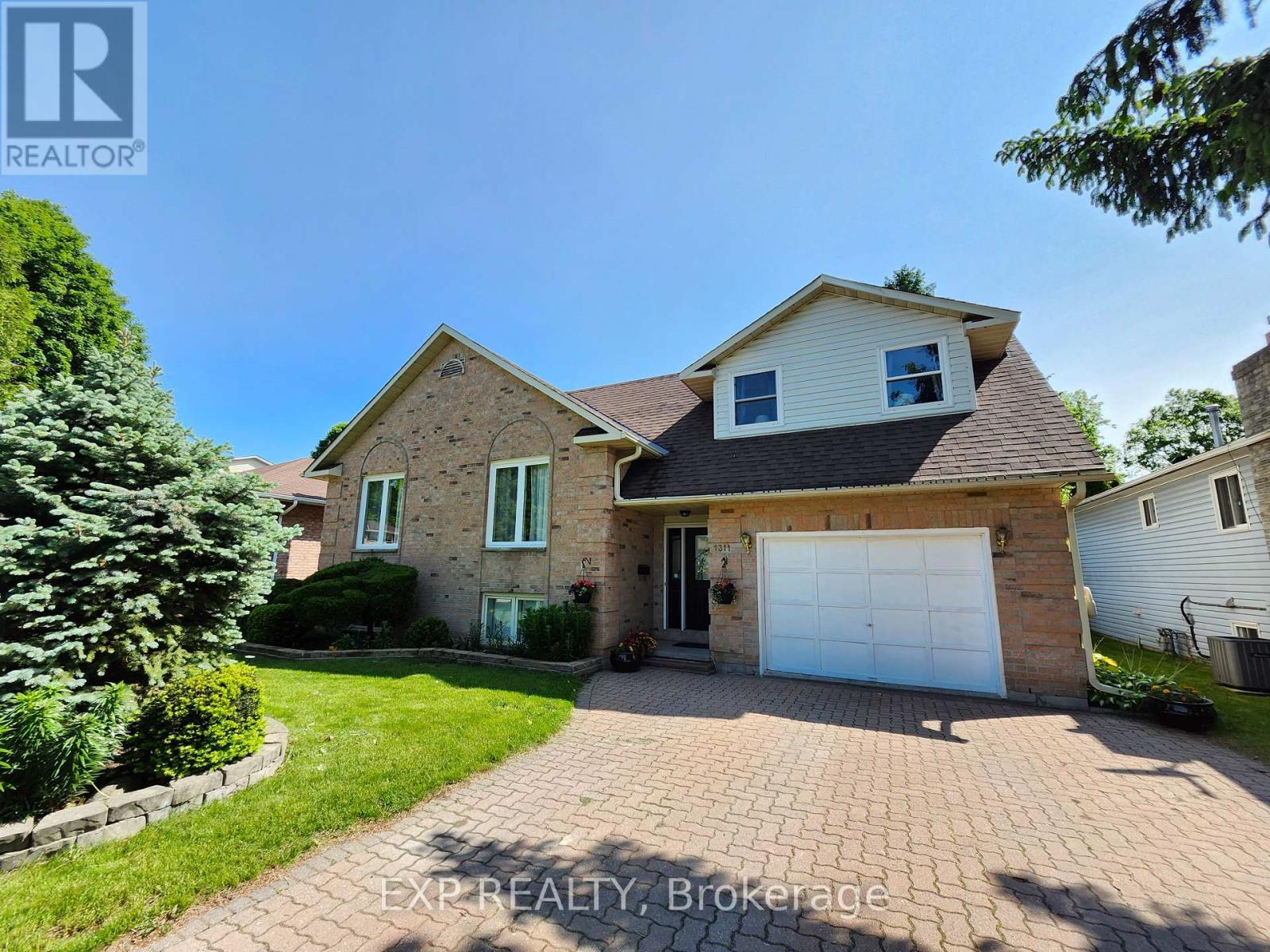 1311 Cuthbertson Ave, Brockville, ON K6V 6Y2