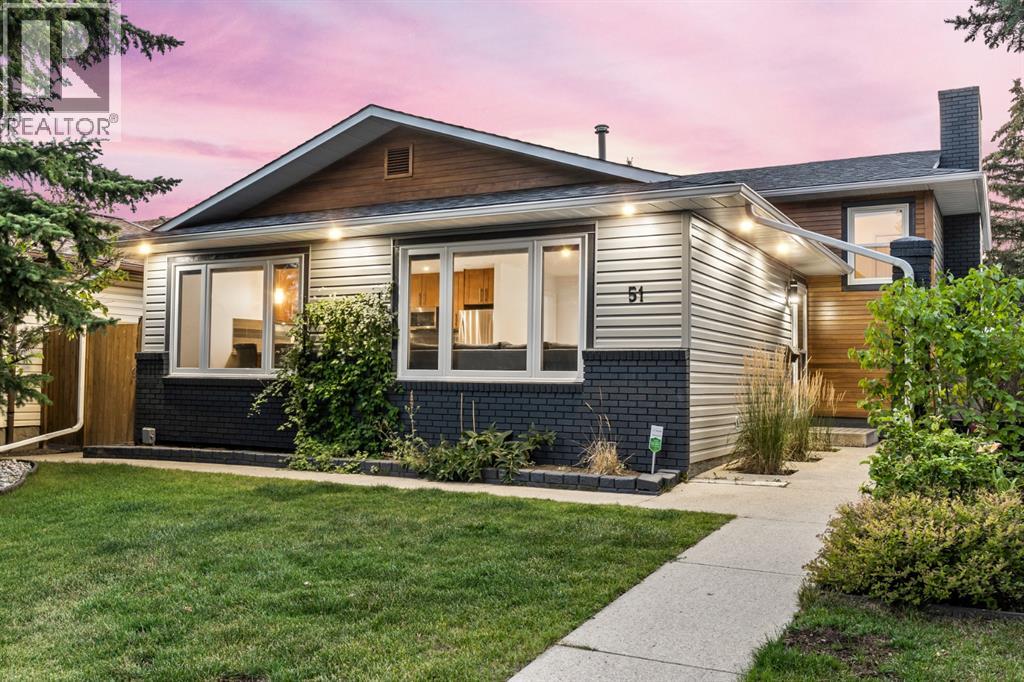 51 Whitewood Bay NE, Calgary, AB T1Y 3N3