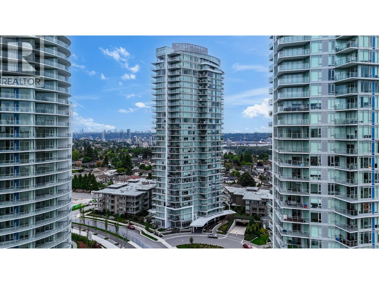 7769 Park Crescent Unit 202, Burnaby, BC V3N 0J7