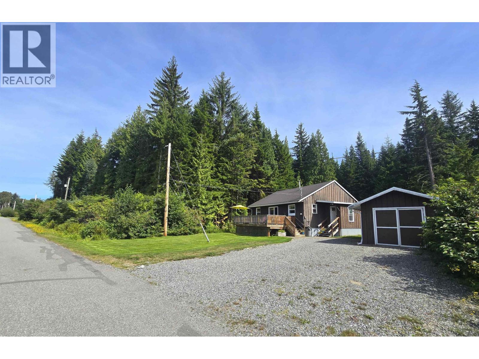 2490 Kroyer St, Terrace, BC V8G 0G2