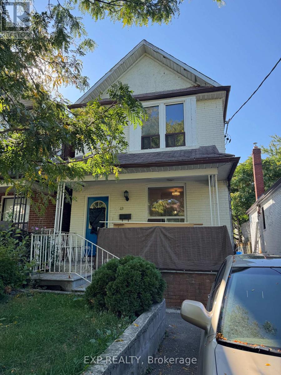 49 Holland Park Ave, Toronto, ON M6C 1M3
