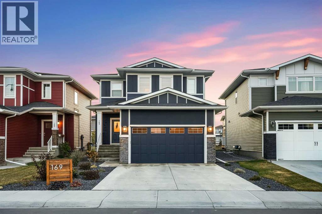 169 Dawson Harbour Hts, Chestermere, AB T1X 2A3