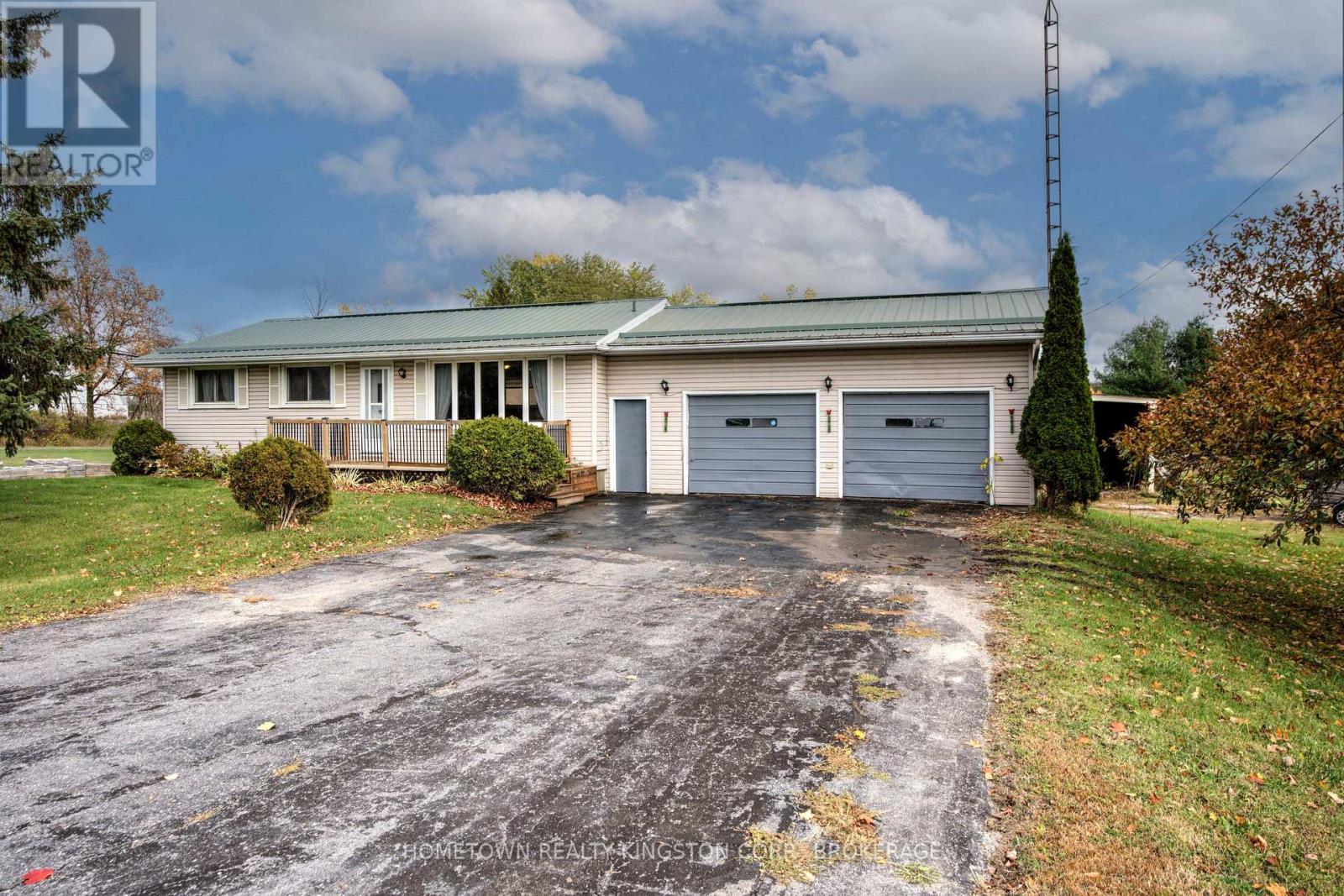 5314-5316 Highway 38, South Frontenac, ON K0H 1V0