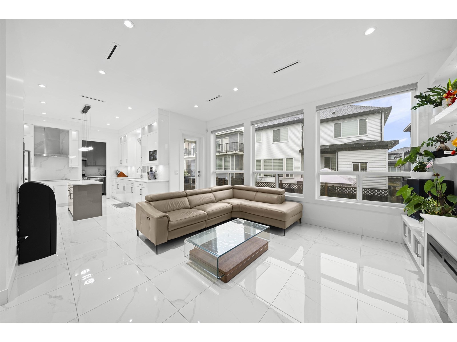 140 Street Unit 5929 #b, Surrey, BC V3X 0J3