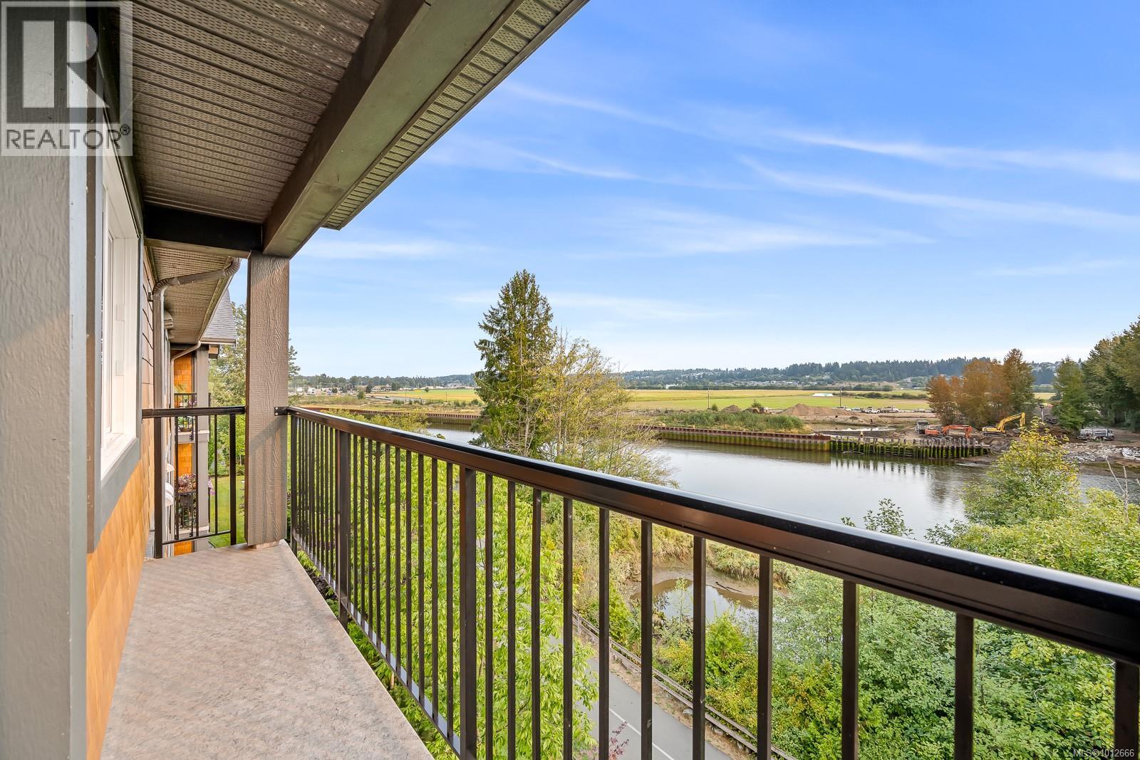 1944 Riverside Lane Unit 411, Courtenay, BC V9N 0E5