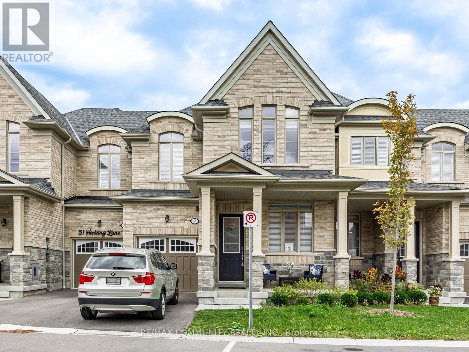 49 Hickling Ln, Ajax, ON L1T 0P9