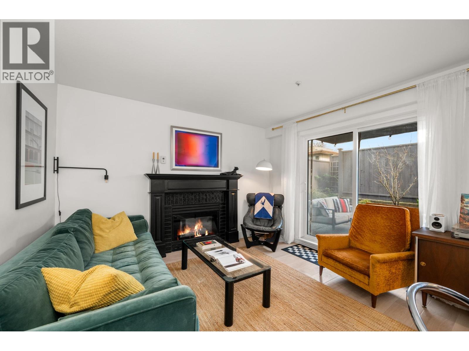 2133 Dundas Street Unit 105, Vancouver, BC V5L 1J7