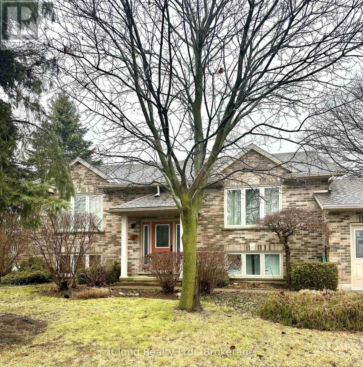 86 Glendale Dr, Tillsonburg, ON N4G 1J7