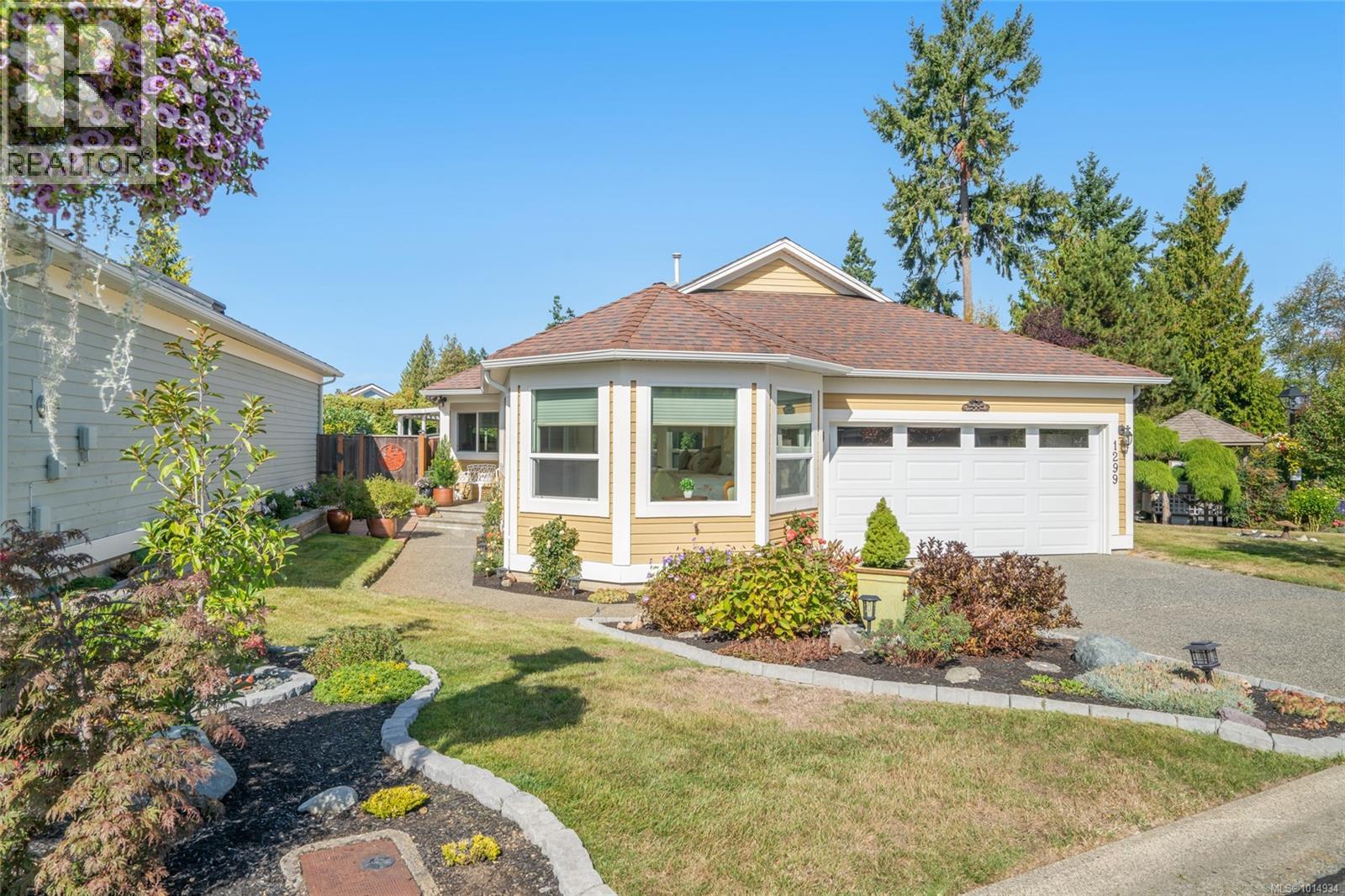 1299 Leeward Way, Qualicum Beach, BC V9K 2M1