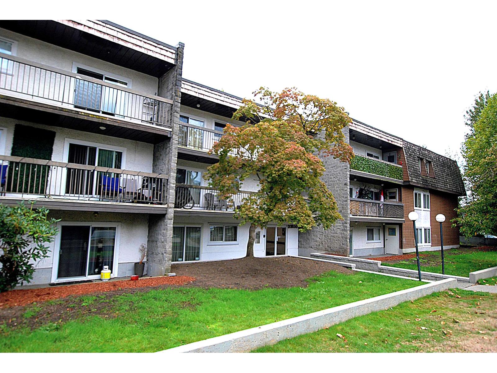 33850 Fern Street Unit 210, Abbotsford, BC V2S 6C3