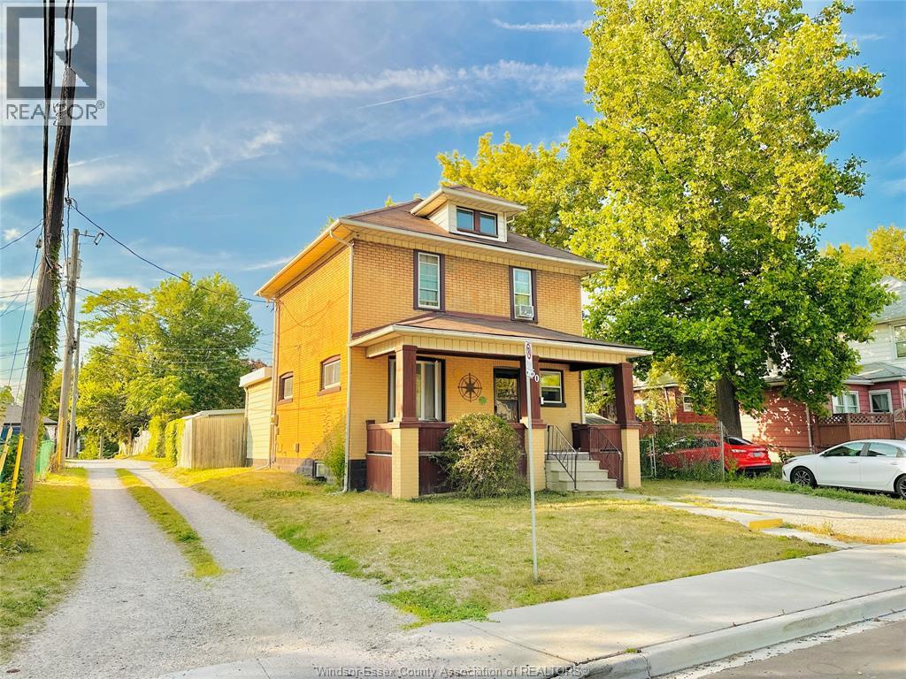 550 Allendale, Windsor, ON N8X 2C3
