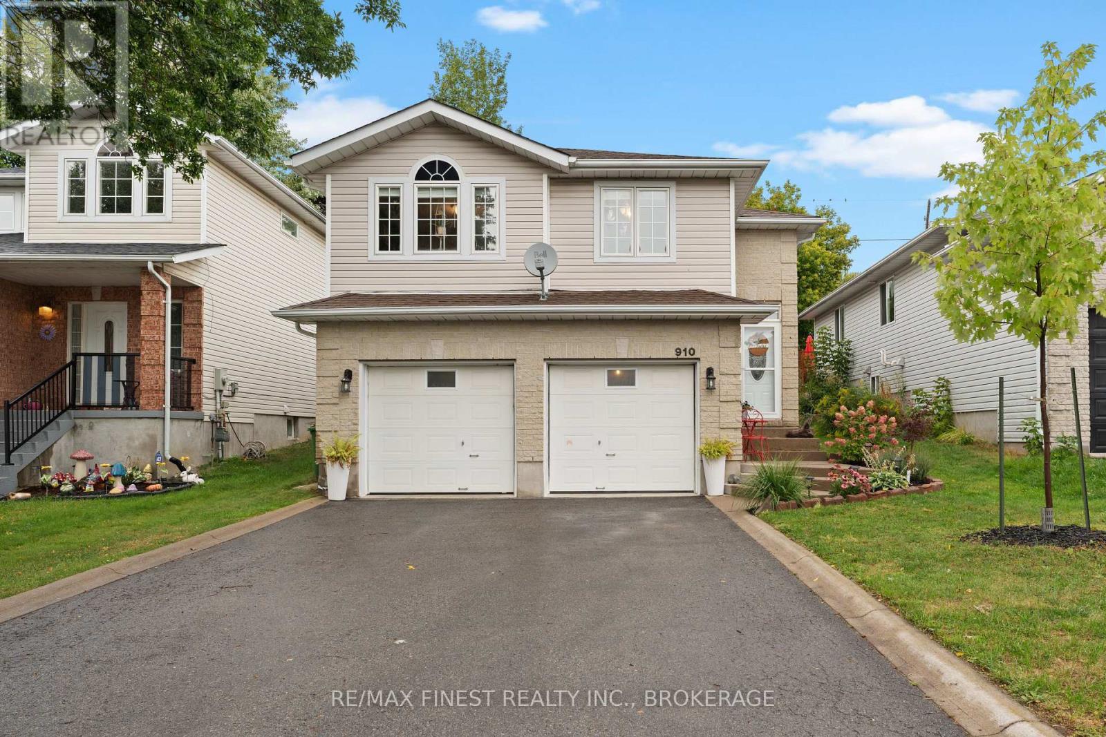 910 Lombardy St, Kingston South Of Taylor-kidd Blvd, ON K7M 9C2