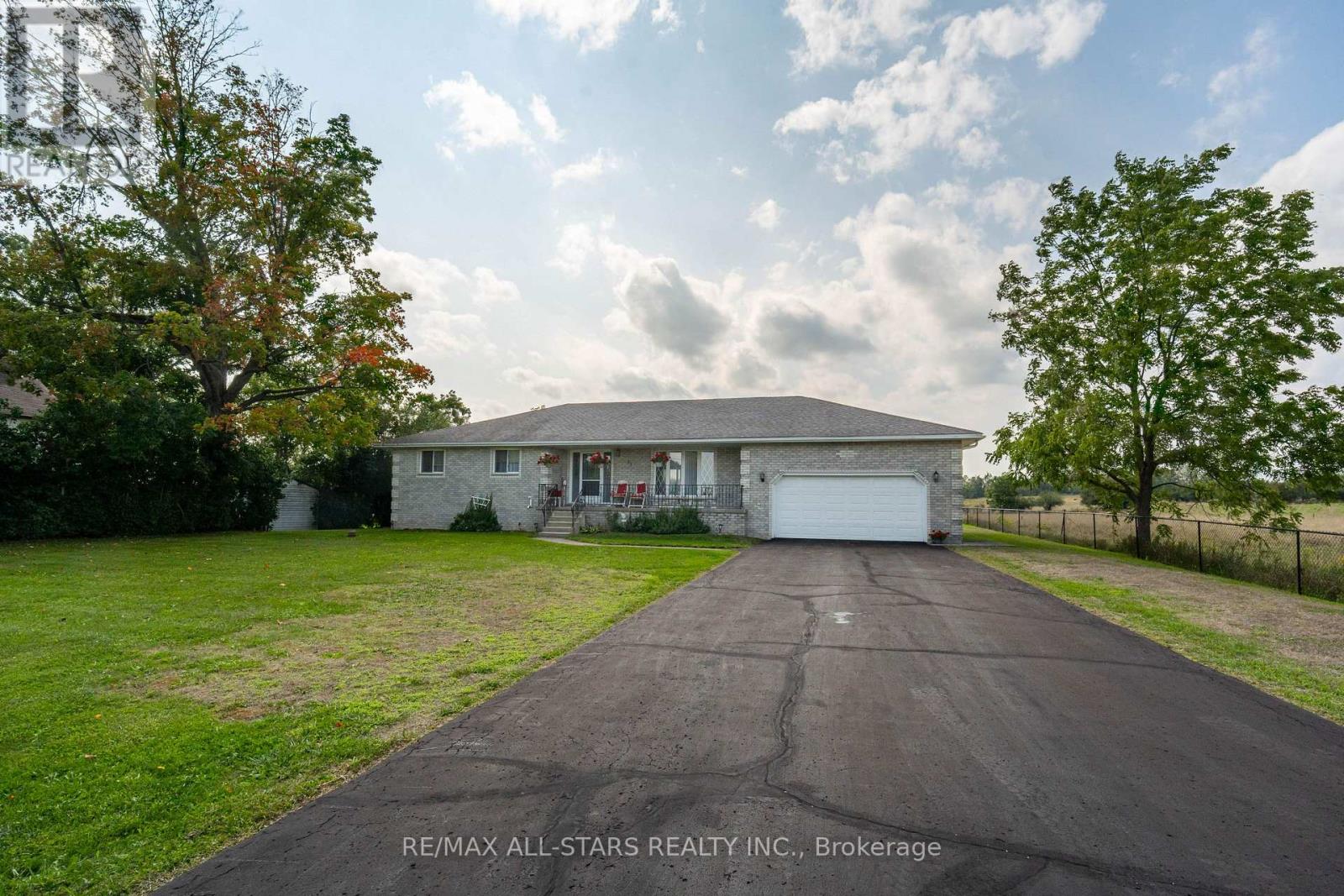 55 Sturgeon St N, Kawartha Lakes, ON K0L 2W0
