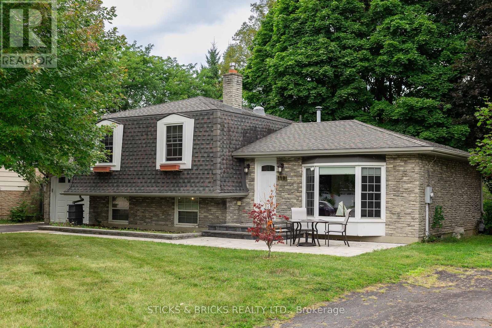 477 Dorchester St, Niagara-on-the-lake Town, ON L0S 1J0