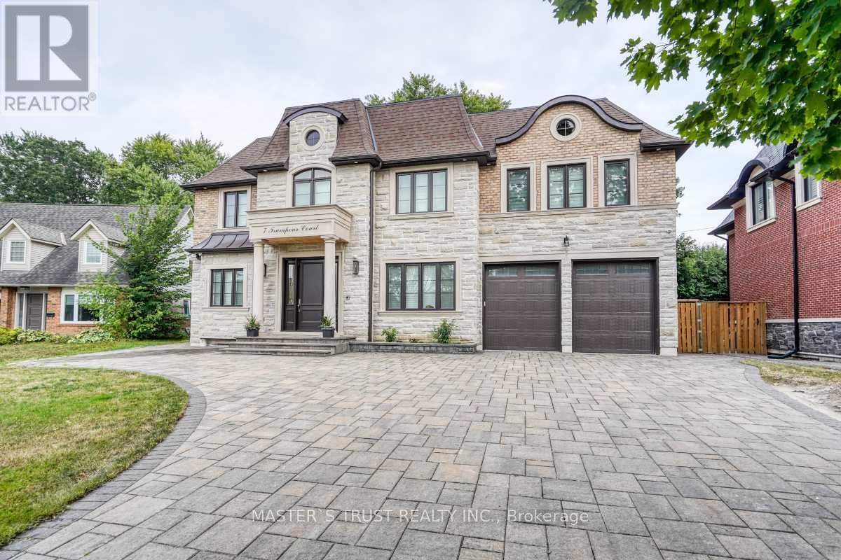 7 Trumpour Ct, Markham, ON L3R 2L4
