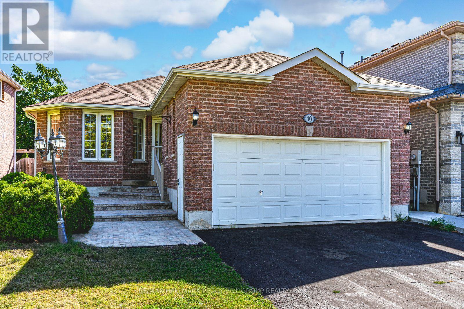 10 Stephanie Ln, Barrie, ON L4N 0V1