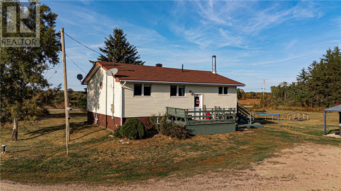 805 Beaupalant Rd, St.-Charles, ON P0M 2W0