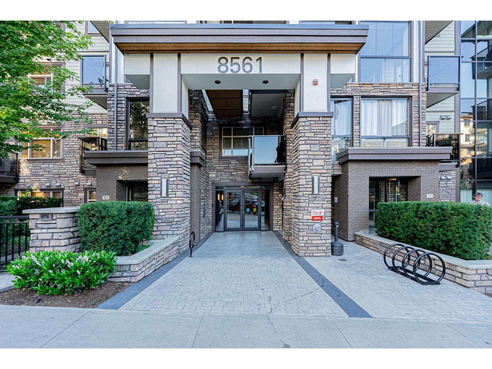 8561 203a Street Unit 101, Langley, BC V2Y 3L7