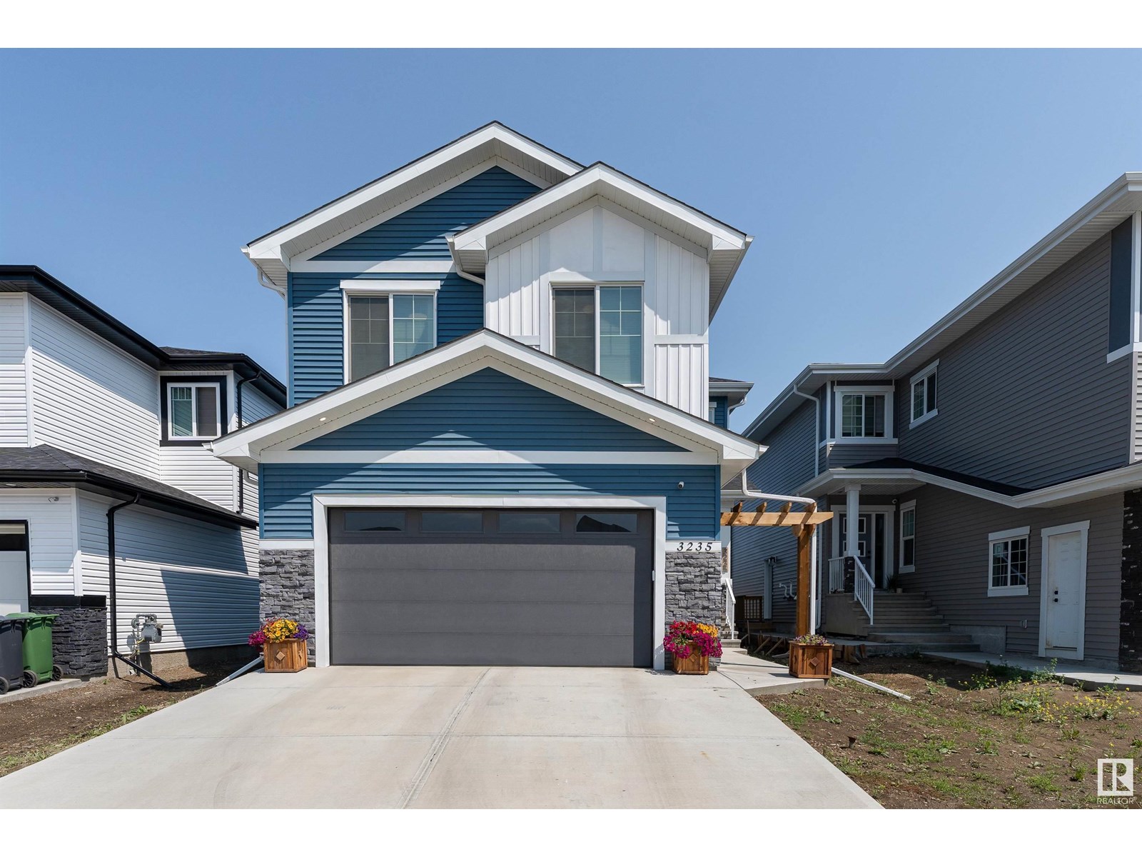 3235 Pelerin Cr, Beaumont, AB T4X 2Z1