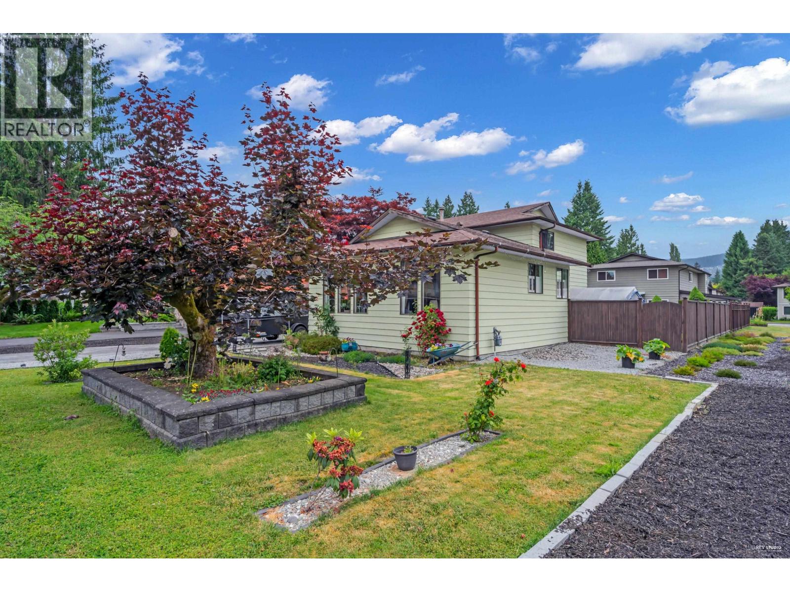 835 Alder Pl, Port Coquitlam, BC V3B 5J4
