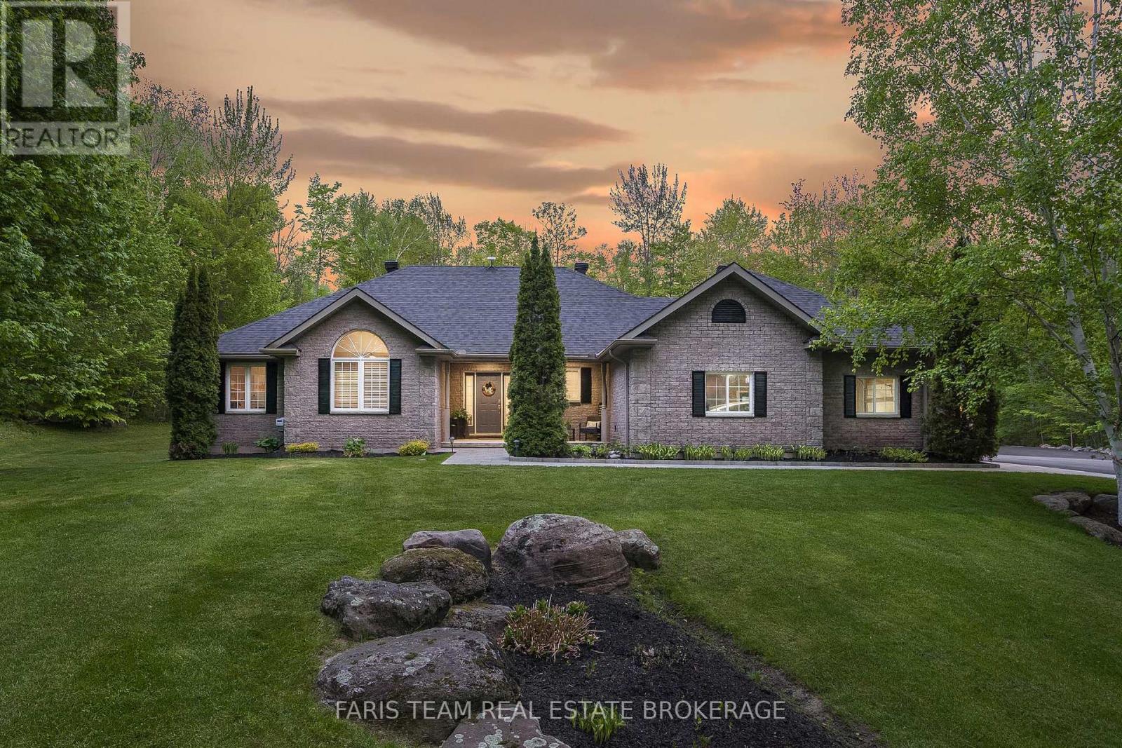 37 Odonnell Ct, Penetanguishene, ON L9M 2A6