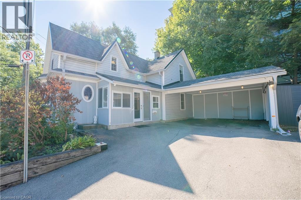12 Maple Ave, Hamilton, ON L8G 2N9