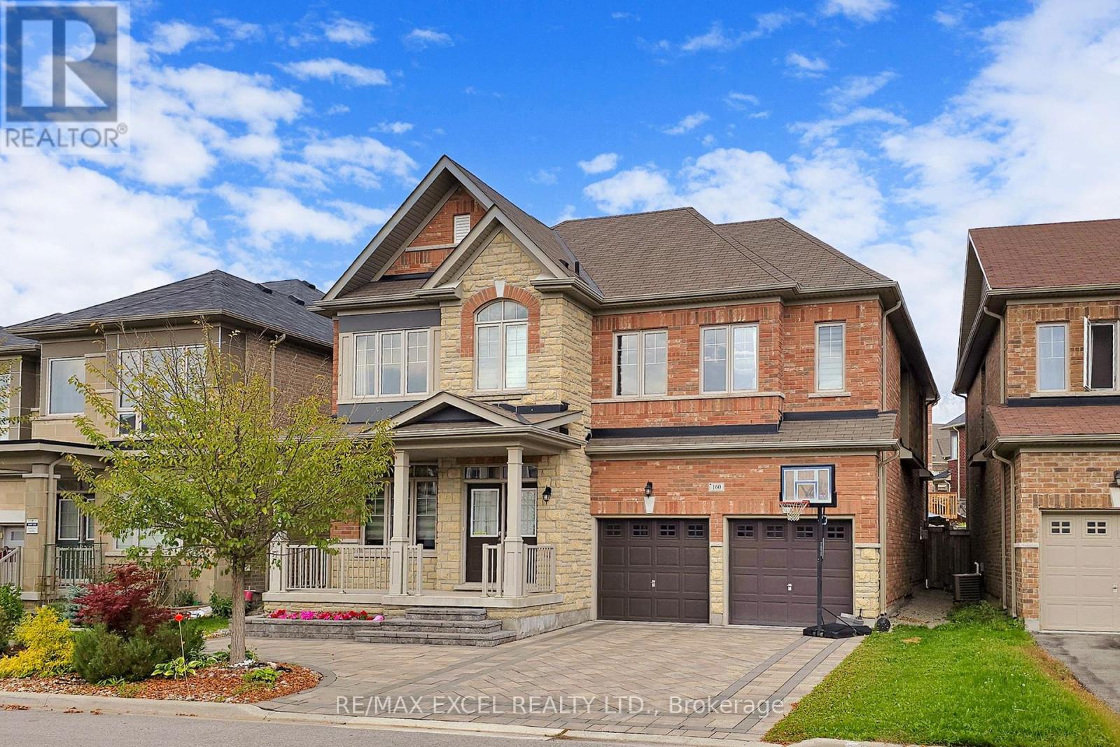 160 Roy Harper Ave, Aurora, ON L4G 0V6