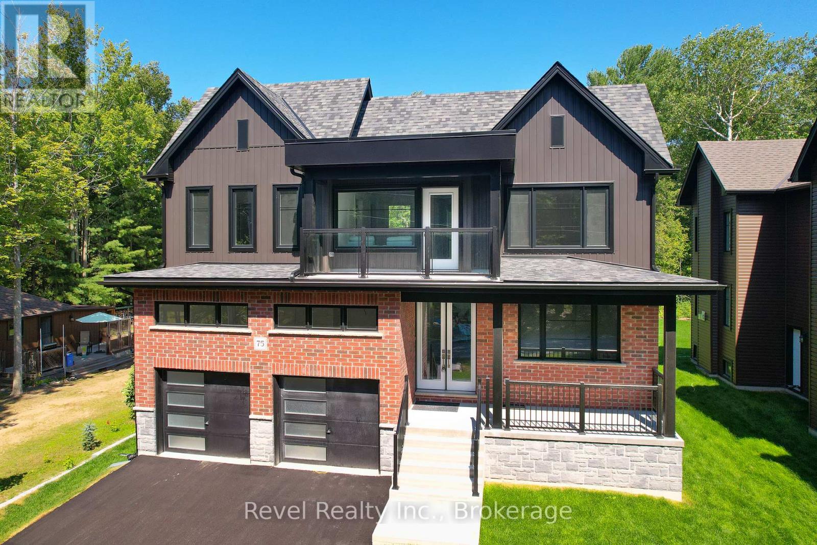 75 49th Street South, Wasaga Beach, ON L9Z 1Y2