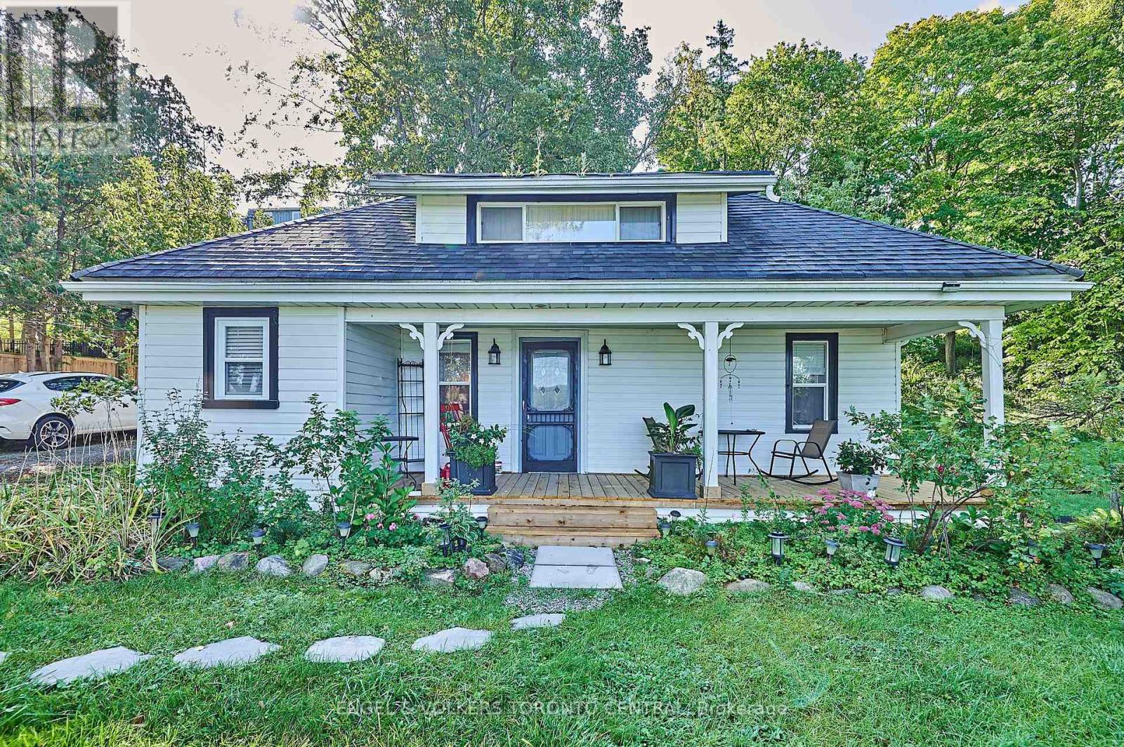 59075901 Lakeshore Rd, Whitchurch-stouffville Stouffville, ON L4A 2Y9