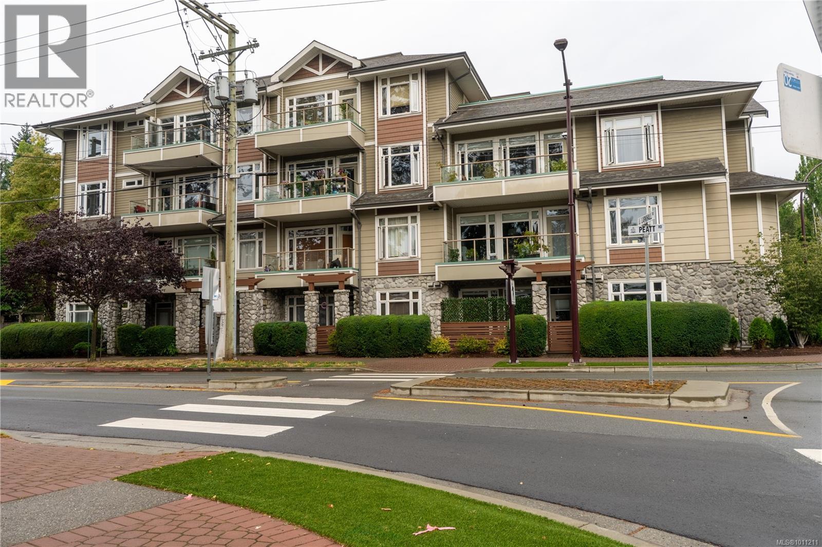 2706 Peatt Rd Unit 306 Rd, Langford, BC V9B 3V3