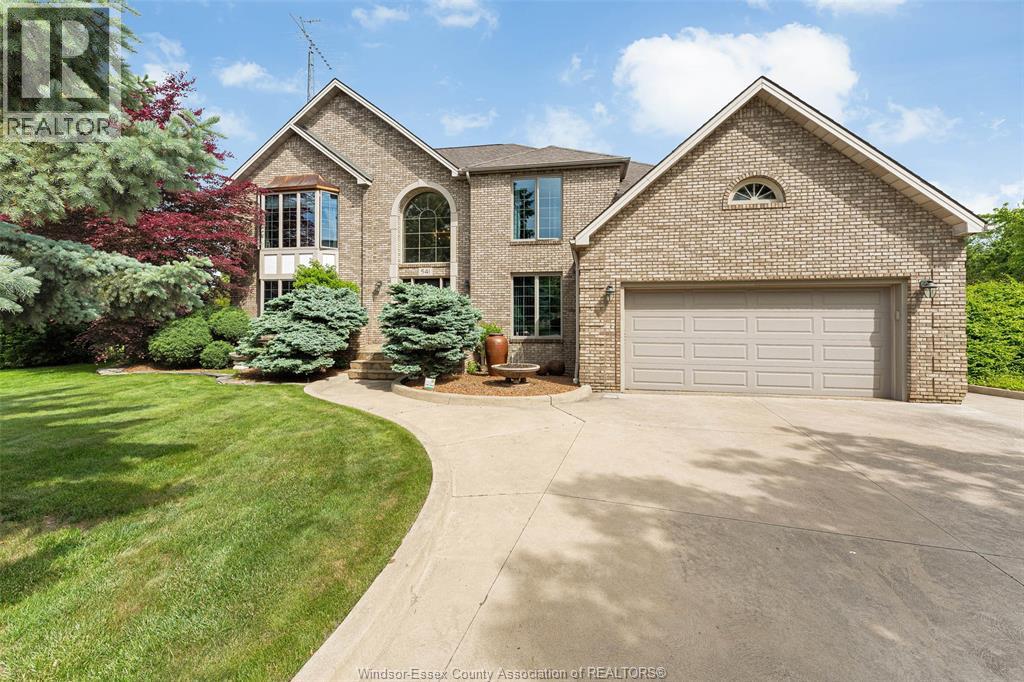 541 Kerr Cres, Lakeshore, ON N0R 1A0