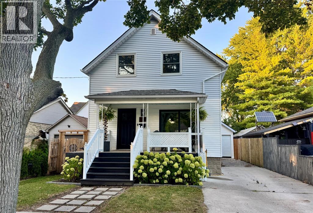 186 Maria St, Sarnia, ON N7T 4T1