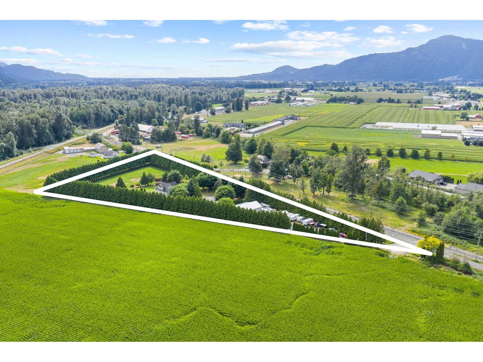 5400 Spurline Roadgreendale, Chilliwack, BC V2R 4B4